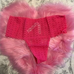 Victoria’s Secret women’s thong panty lace hearts pink